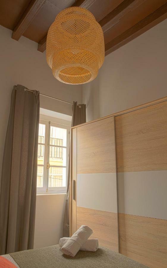 Cdz - Poniente, Intimo Apartamento En El Corazon De Cádiz Eksteriør bilde